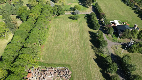 Venta !! Terreno En Esquina, Country Los Molinos