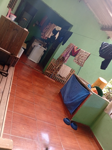 Casa Com 3 Quartos, Dois Banheiros,cozinha, Sala, Área Frent