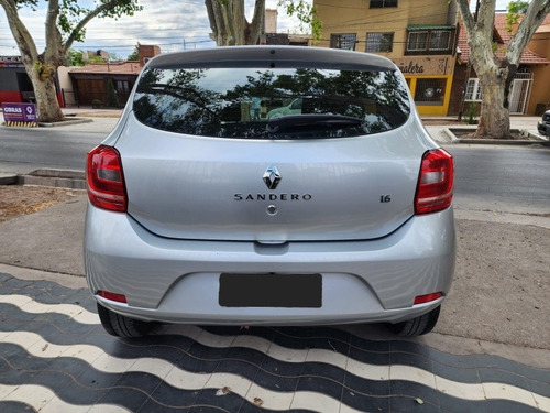 Imagen 4 de 7 de Renault Sandero 2018 1.6 Dynamique 90cv Nac