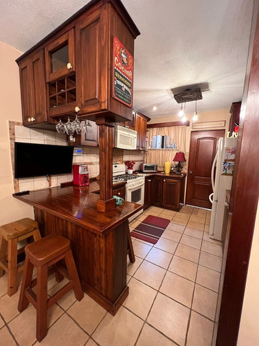 Imagen 9 de 30 de Vendo Hermosa Casa, Excelente Diseño Con Finos Acabados De Madera