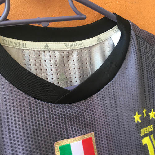 Playera De Juventus Jersey 2018/2019 Original Adidas Talla:s (Usado)