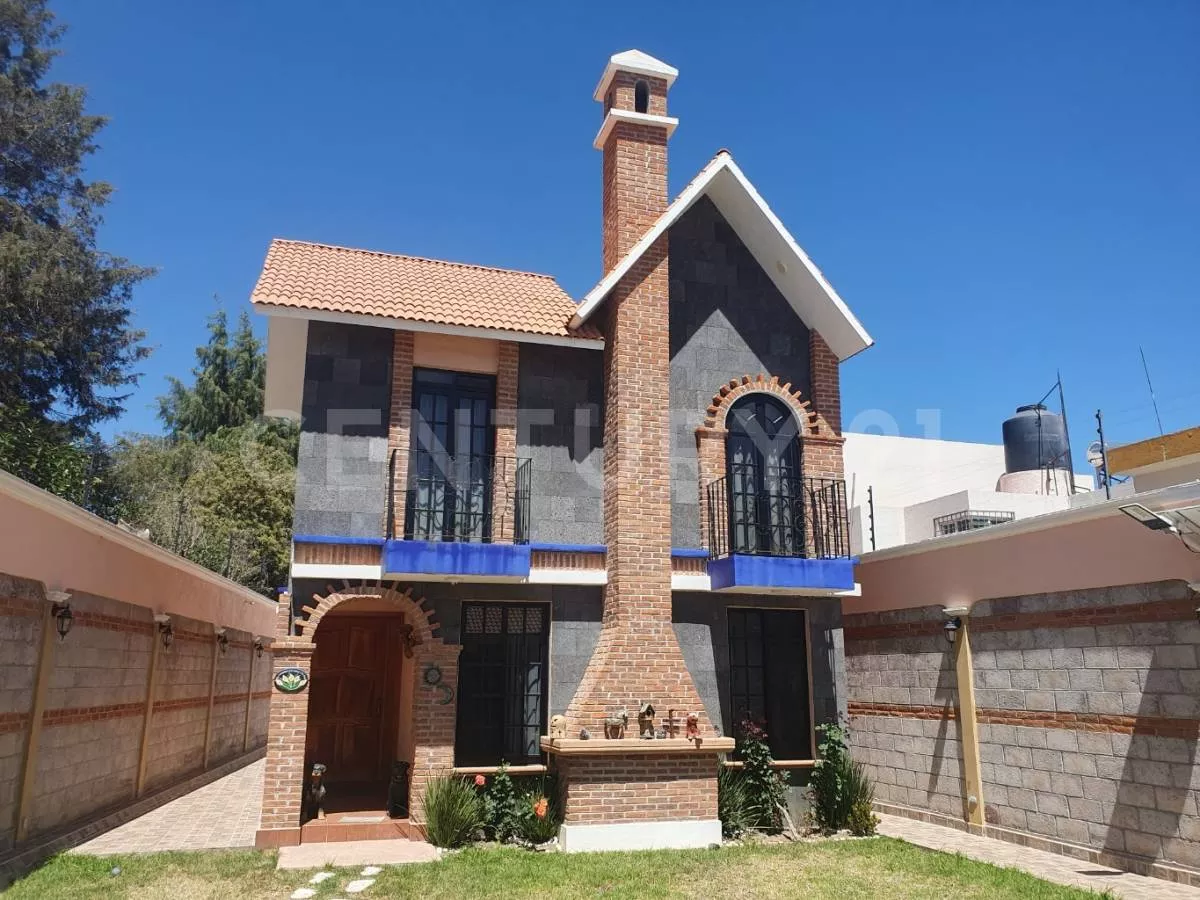 Casa Tipo Cabaña Amueblada Y Equipada En Venta Fracc Pedregal De San Francisco