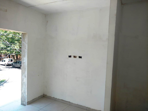 Imagen 7 de 15 de Venta - Departamento 2 Ambientes Con Patio - Monte Grande