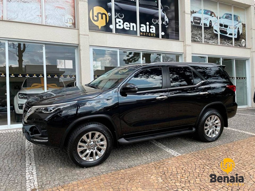 Imagem 4 de 12 de Toyota Hilux Sw4 2.7 Vvt-i Flex Srv 7l 4x2 Automático
