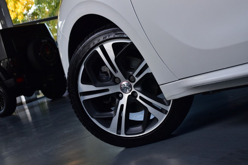 Imagen 7 de 15 de Peugeot 208 1.6 Gt Thp 2017