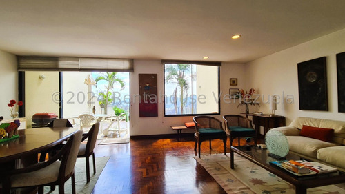 Ana Torres. Townhouse En Venta 24-23609 En Lomas De Prados Del Este