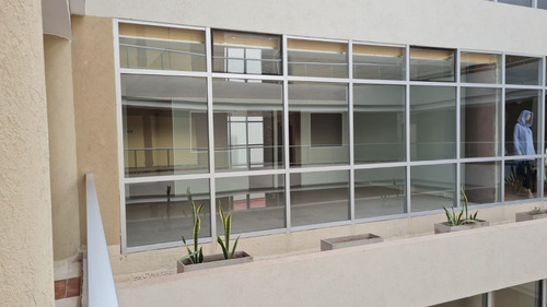 Oficina En Venta Con Dos Cocheras En Amaneceres Office!!!