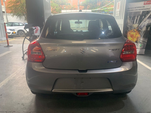 Imagen 7 de 12 de Suzuki Swift Hibrido Libre De Pico Y Placa