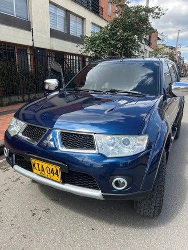 Mitsubishi Nativa 3.2l