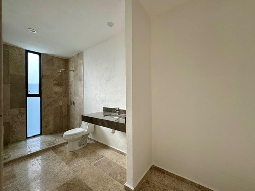 Townhouse En Venta En Temozón Norte En Merida Yucatán.