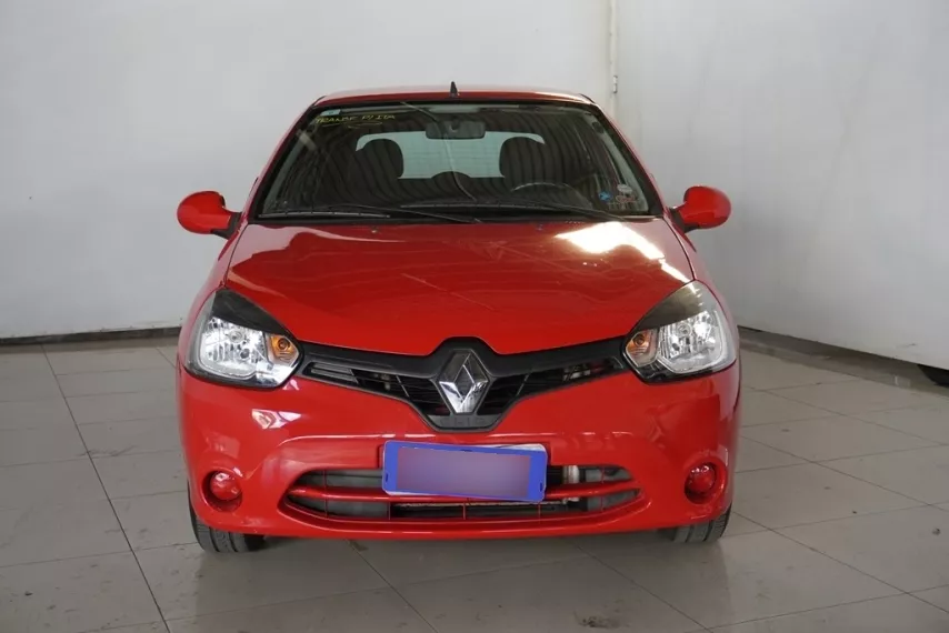 Renault Clio EXP