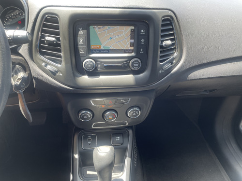 Jeep Compass 2.0 Sport Flex Aut. 5p