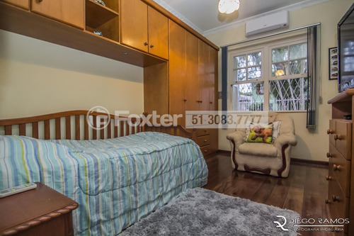 Imagem 20 de 30 de Casa, 3 Dormitórios, 220 M², Partenon - 161347