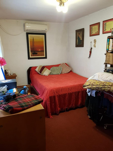 Casa 4 Ambientes En Excelente Ubicación En Banfield Este