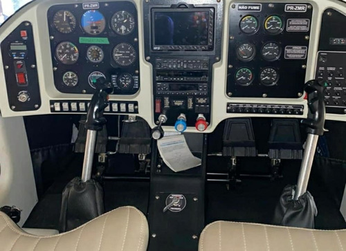 Avião Compair Ca-4