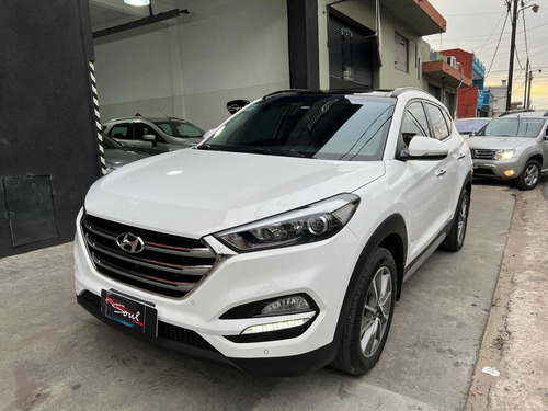 Imagen 2 de 13 de Hyundai Tucson 2018 2.0 Premium