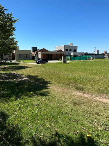 Imagen 2 de 7 de Oportunidad! Terreno En Barrio Las Quintas 2!