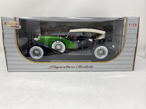 1934 Duesenberg J Phaeton Black/green 1/18 Signature Models