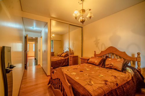 Venta Casa 4 Ambientes Con Patio Y Cochera En Ramos Mejía