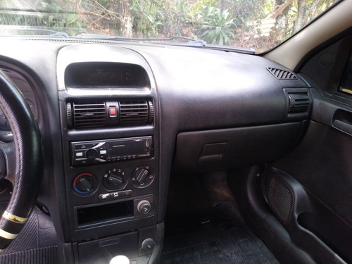 Imagem 3 de 8 de Chevrolet Astra 1.8 Mpfi