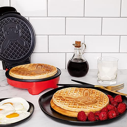 Uncanny Brands Pokemon Waffle Maker - Hacer Gofres De Pikach