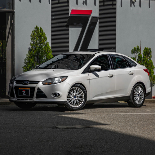 Ford Focus titanium 2.0
