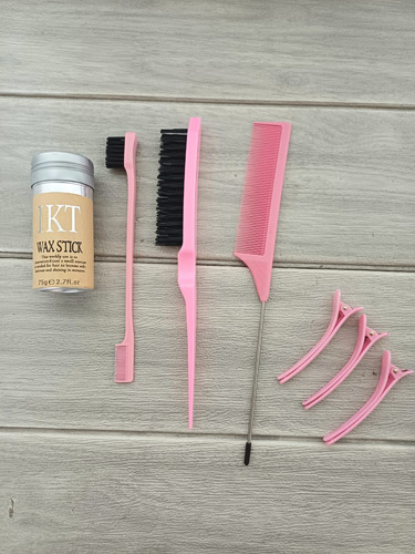 Kit De Cera Fijadora, Cepillos Y Pinzas Para El Cabello