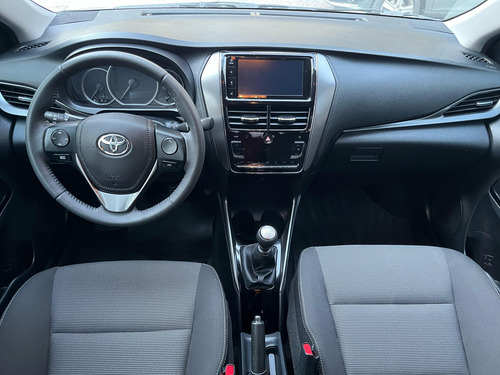Toyota Yaris 1.5 107cv Xls Sedan
