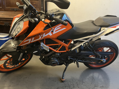Ktm Duke 390 Con Accesorios Año 2021