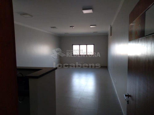 Salas Comerciais - Ref: L13401