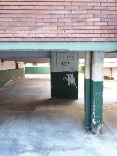 Cochera En Venta En San Nicolás