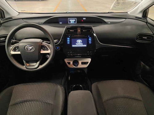 Imagen 10 de 14 de Toyota Prius 2017 5p Base Hibrido L4/1.8 Aut