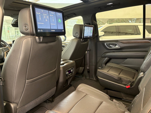 Chevrolet Suburban 6.2 High Country 4X4 At