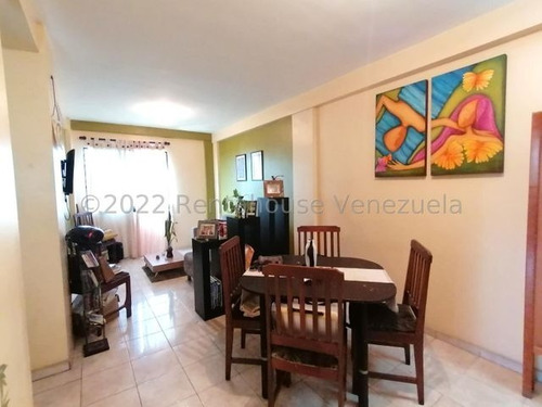 Imagen 29 de 30 de Apartamento En Venta En Cabudare Estado Lara. Centrico Y Zona Muy Tranquila. Cod # 22-27497 Para Mayor Informacion Comunicate Conmigo! 412-1498654 Profesional Inmobiliario Katty Vasquez Rentahouse Rah