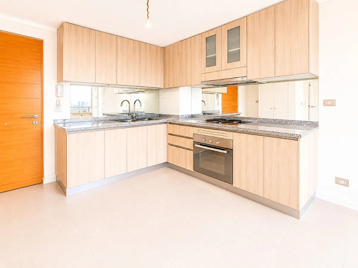 Imagen 2 de 17 de ¡impecable Y Amplio! Arriendo ¡depto 2d+1b A Pasos Del Metro