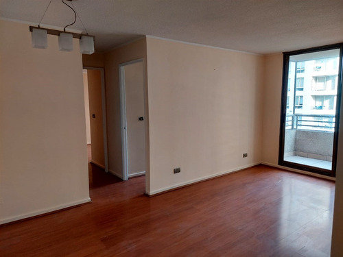 Departamento En Venta De 2 Dorm. En Macul