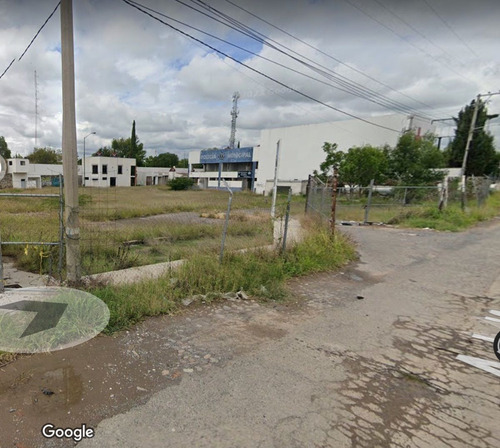 Predio Pedro Escobedo Comercial Industrial Cod. Htr9