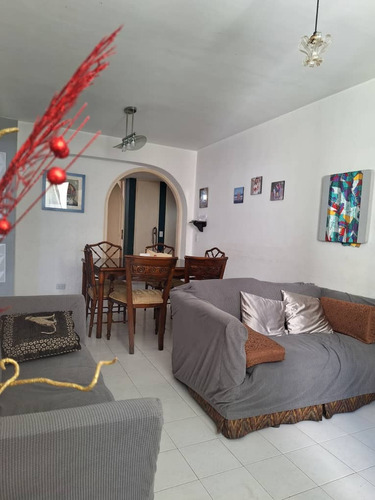 Dueño Directo Apartamento De 90m2 En La Florida - Caracas