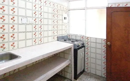 Bodega En Arriendo/venta En El Carmen. Cod A11750112