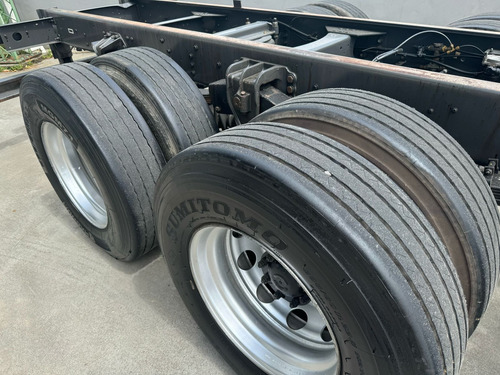 Volvo Vm 330 Bitruck 8x2 Ano 2019