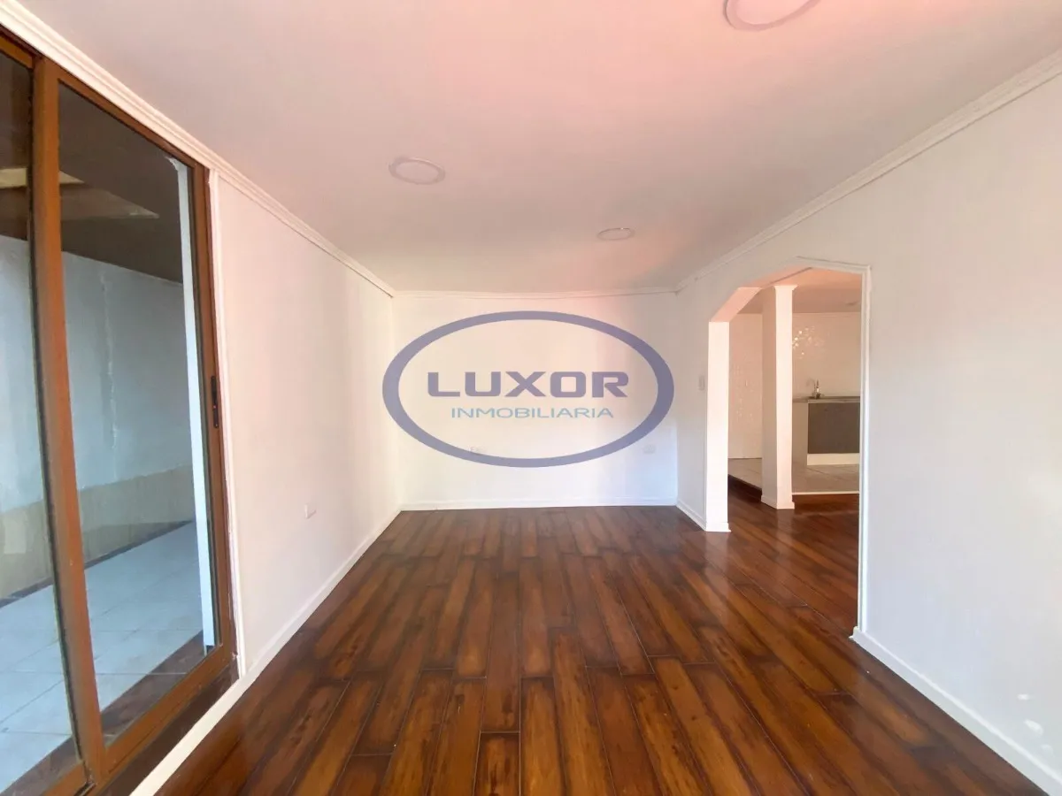 Imagen 2 de 16 de Precio Rebajado! Remodelada Cercana A Estaciones De Metro