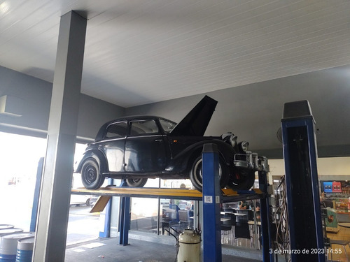 Imagen 3 de 24 de Mercedes Benz 170 Sd Hormiga Negra