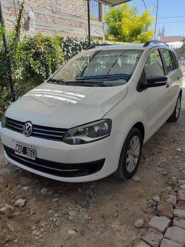 Volkswagen Suran 1.6 Trendline 11b 2013