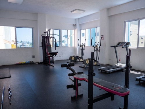 Apartamento En La Jacobo Majluta Con Gym Y Piscina (urb. Colinas Del Arroyo Ii) Sdn
