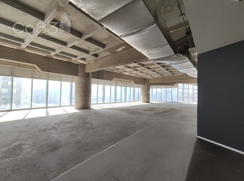 Renta - Oficina - Summit - 4,024 M2, Piso 8 Y 9