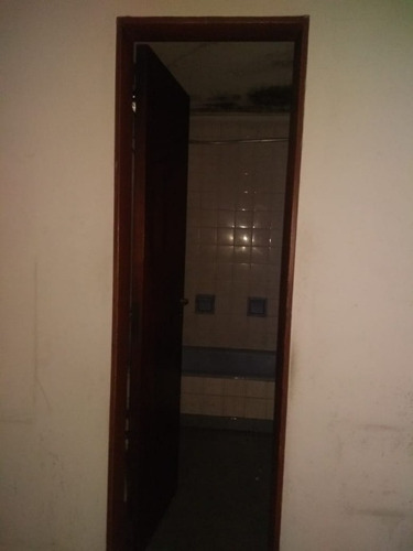 Imagen 8 de 13 de Casa En Venta En Lomas De Zamora Oeste