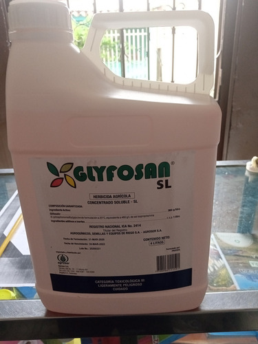 Imagen 2 de 10 de Griyfosan Sl Herbicida De 4 Litros Garrafa
