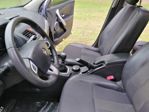 Imagen 14 de 15 de Renault Mégane Iii 2.0 Luxe 2011