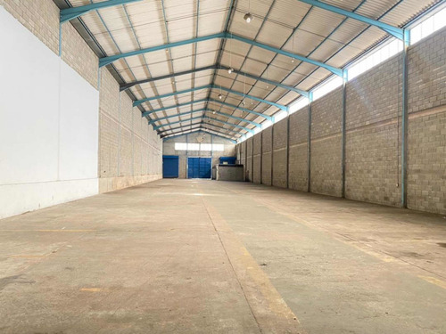Imagen 7 de 8 de En Alquiler Galpón En La Zona Industrial De Paramillo