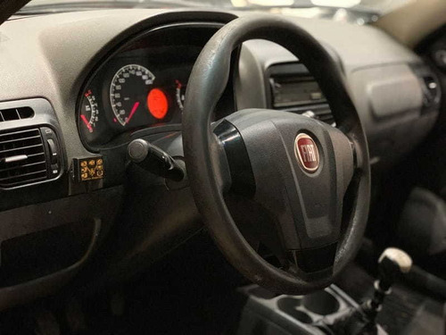 Imagem 6 de 8 de Fiat Strada 1.4 Mpi Working Cs 8v Mec 2013